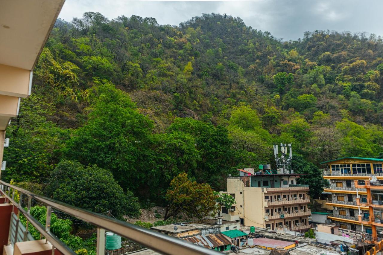 Madpackers Rishikesh 2-0 Hostel ภายนอก รูปภาพ